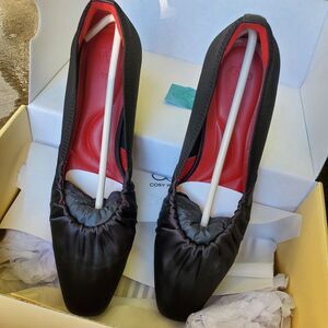 Cozy Island Black Shoes Size 9 NWT